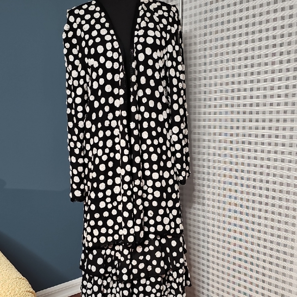 Lillie Rubin Black With White Sequin Florets Skirt & Jacket